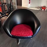 Pair of armchairs Egg 1960 skai black