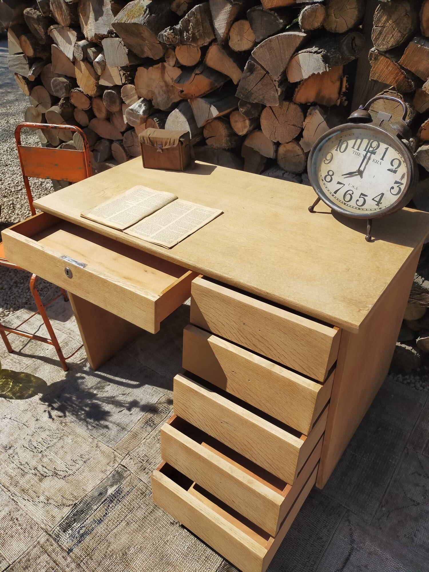 Renovated vintage office