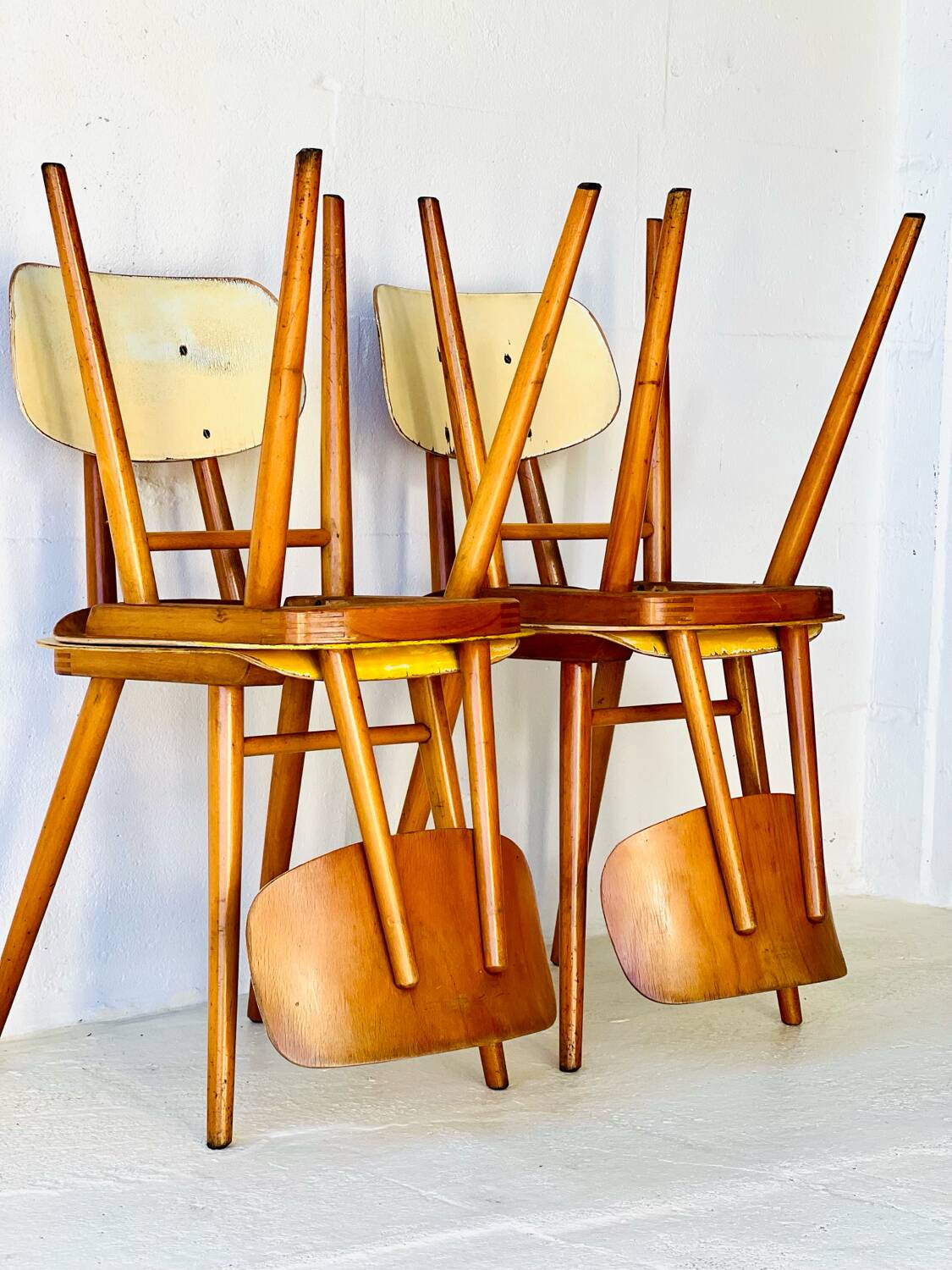 Chaises de bistrot par Ton, années 1950