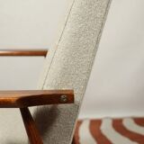 Scandinavian Lounge Chair Bouclè Beige Classic Design
