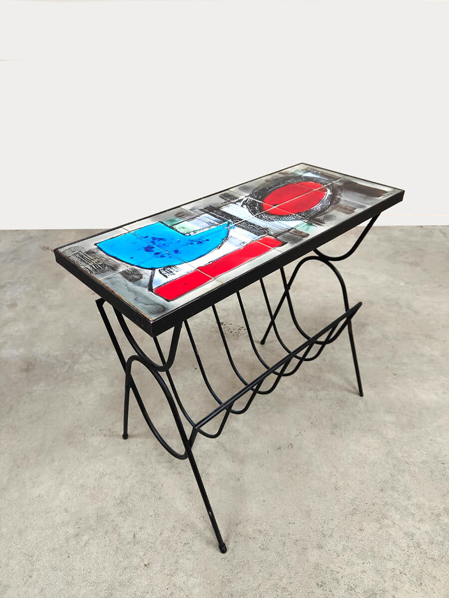 Vintage design magazine rack tile table Belarti