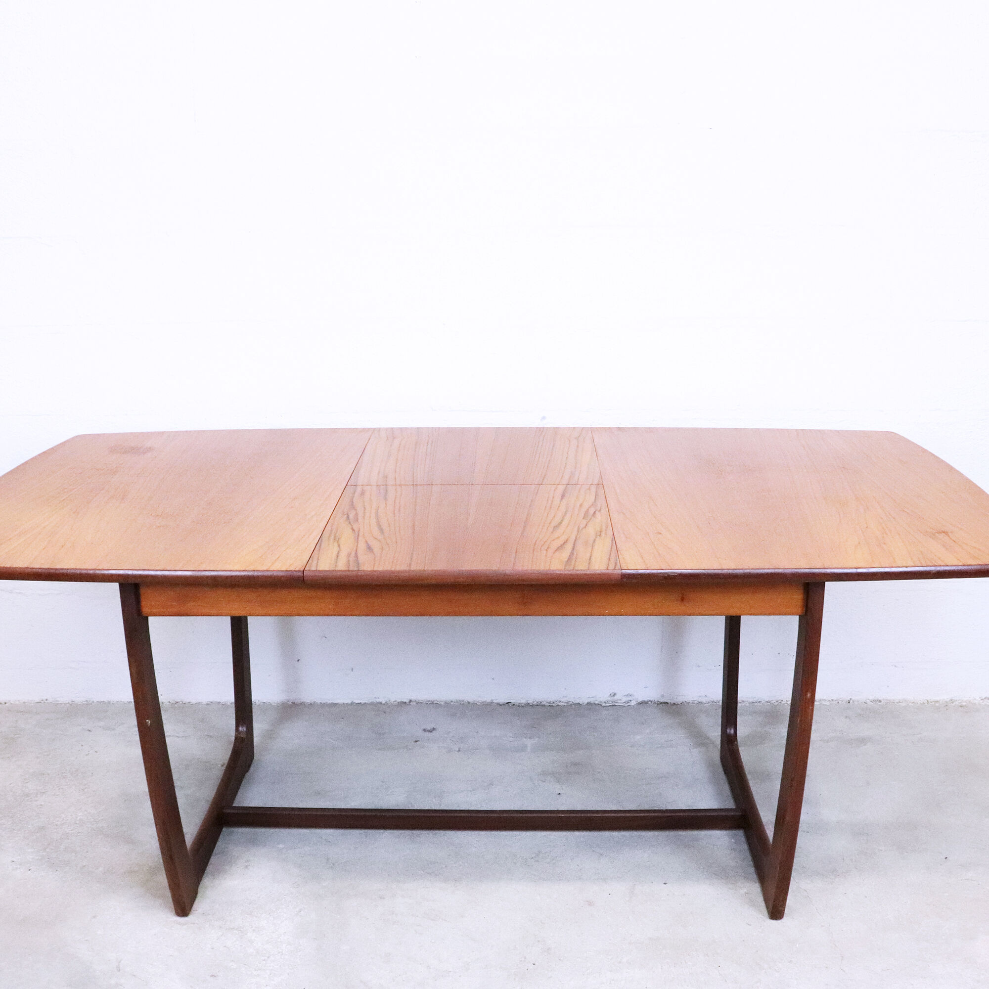 Teak expandable dining table, Denmark, 1960