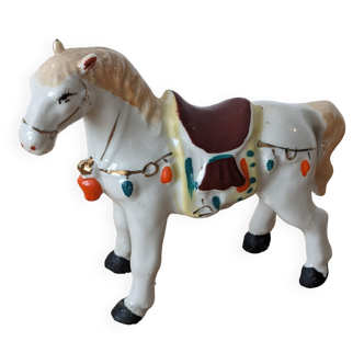 Statuette cheval en porcelaine peinte