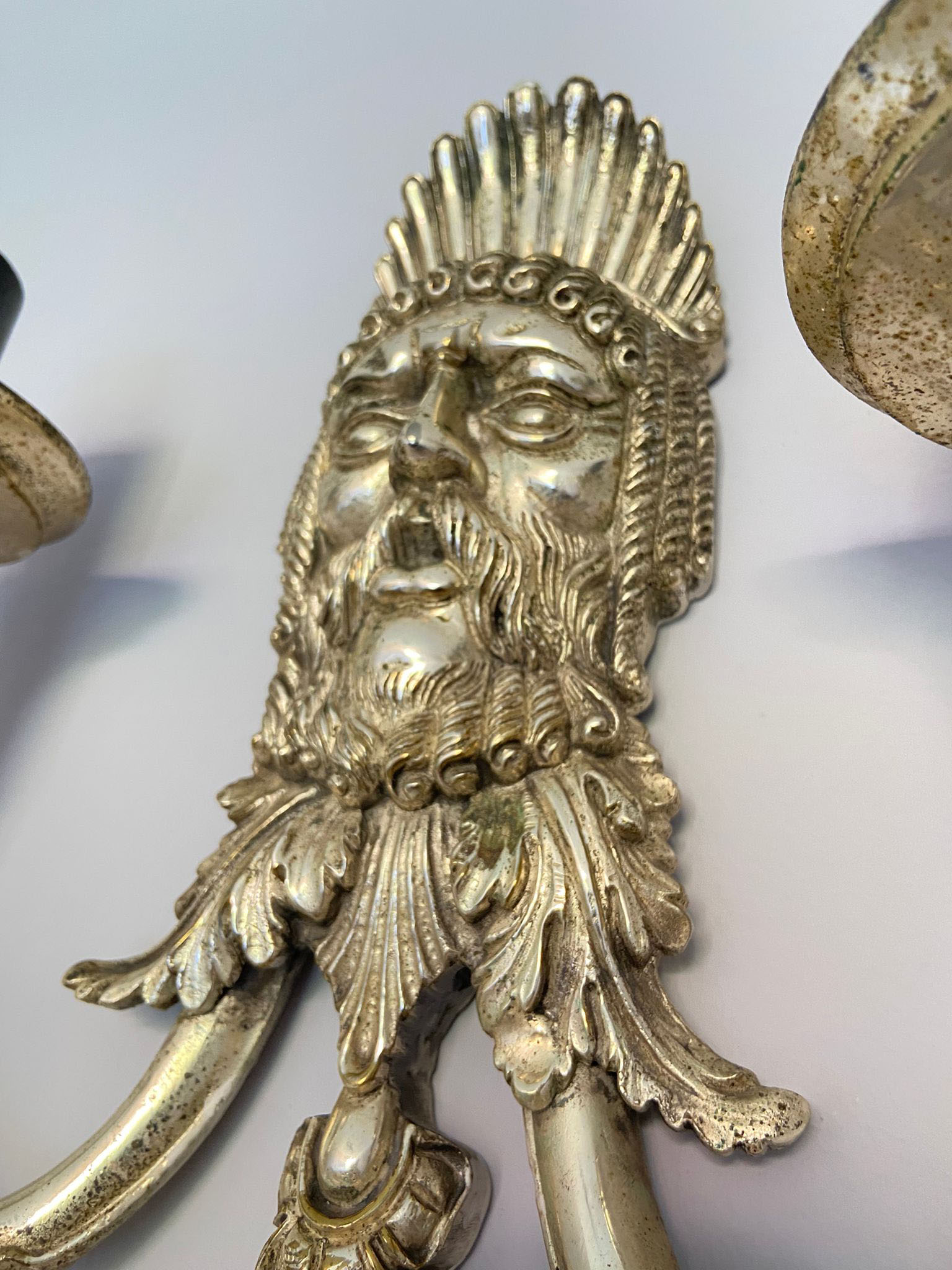 Wall lamp Mascherone Tragedia Greca in silver cast alloy