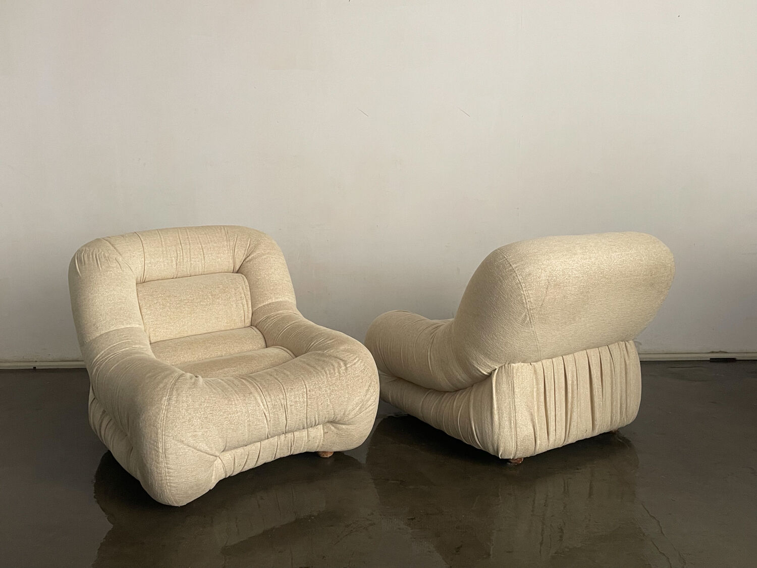 Pair of Italian armchairs
