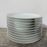 10 assiettes à dessert en porcelaine de Limoges blanches