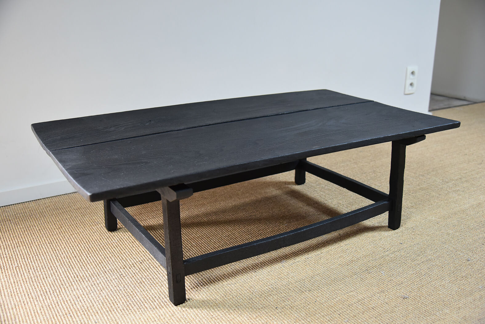 Table wood wood origin Japanese 14th century