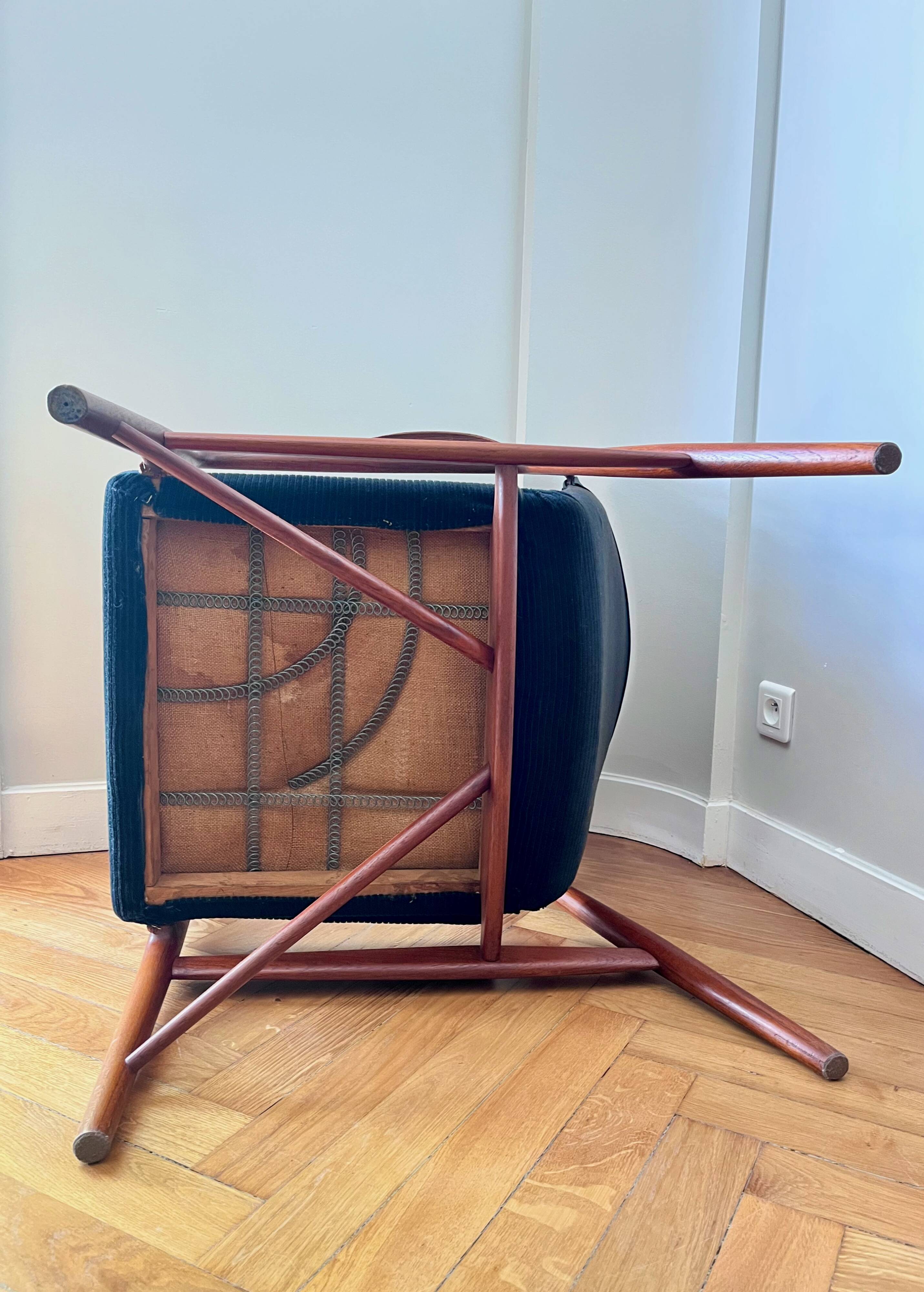 Armchair model "FJ 45" by Finn Juhl (1912-1989) designed in 1945