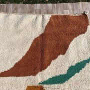 Handmade pure wool rug, size 2/3 m.