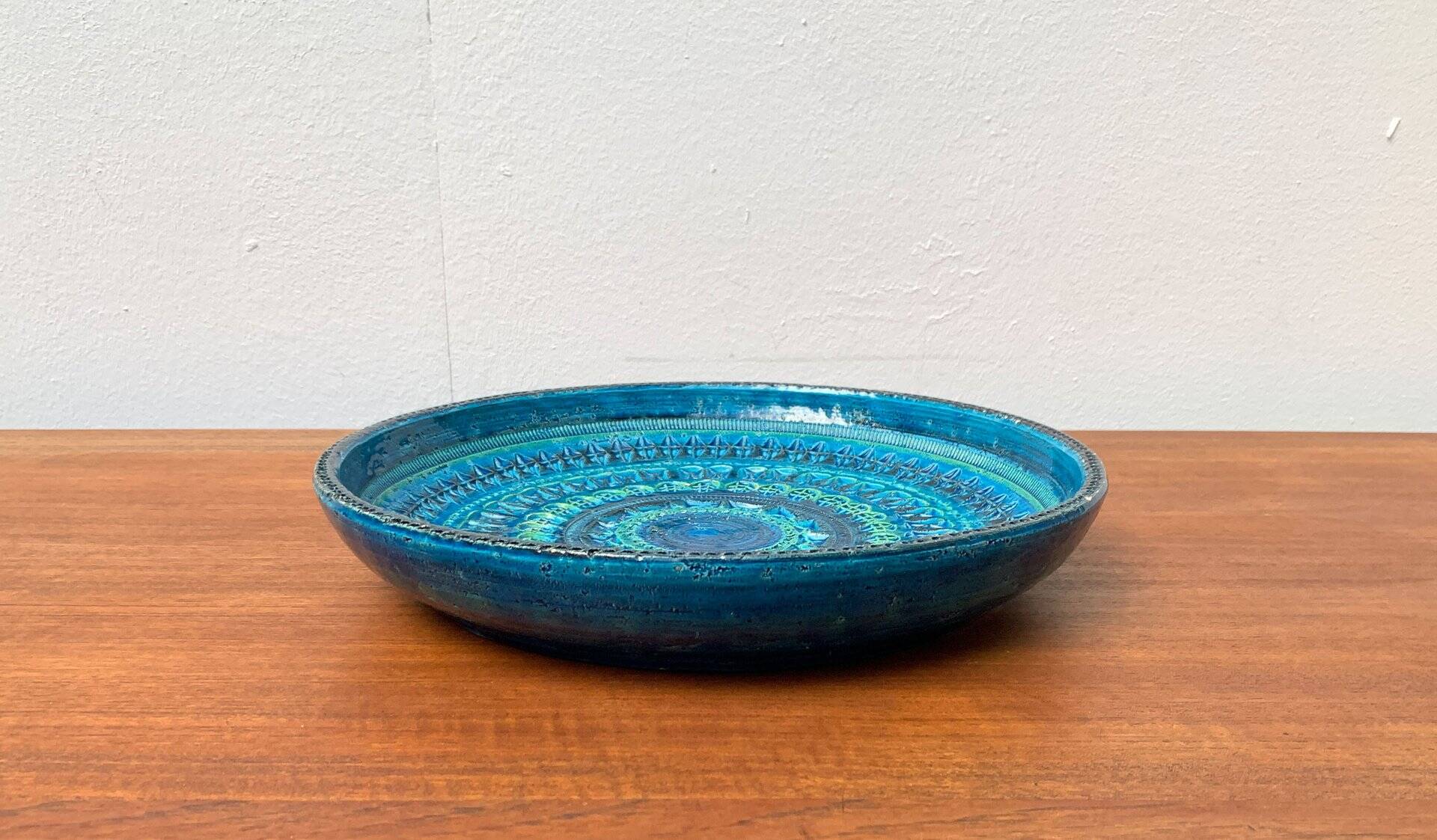 Large Rimini Blue bowl from the mid-century by Aldo Londi for Bitossi.