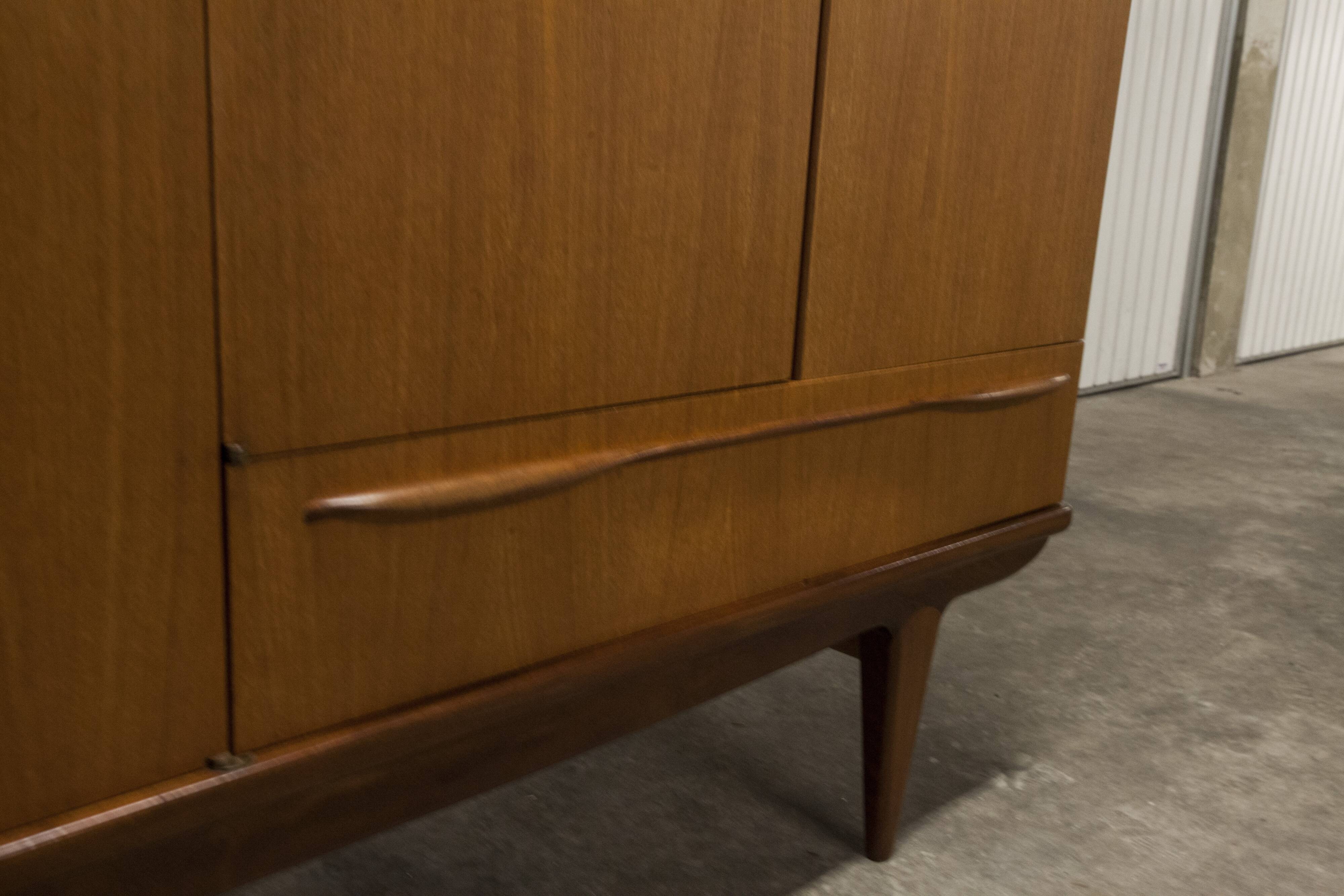 Scandinavian wardrobe 1960 teak 4 doors, 3 drawers, 2keys