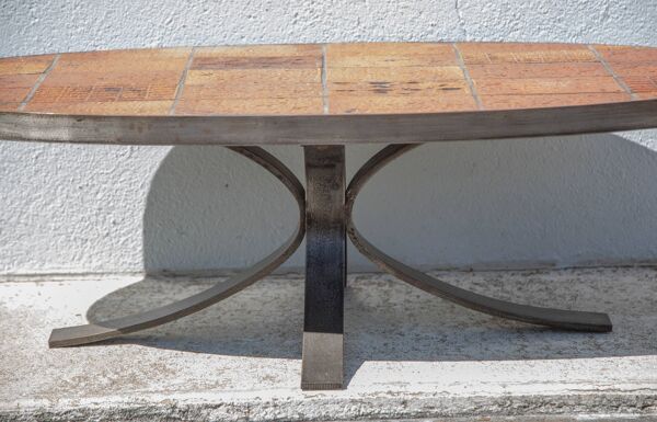 Table basse Jean Jaffeux, en pierre de lave émaillée avec structure en fer forgé, 60's