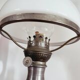 Lampe à Huile Kosmos Brenner En étain Avec Globe En Opaline Blanche