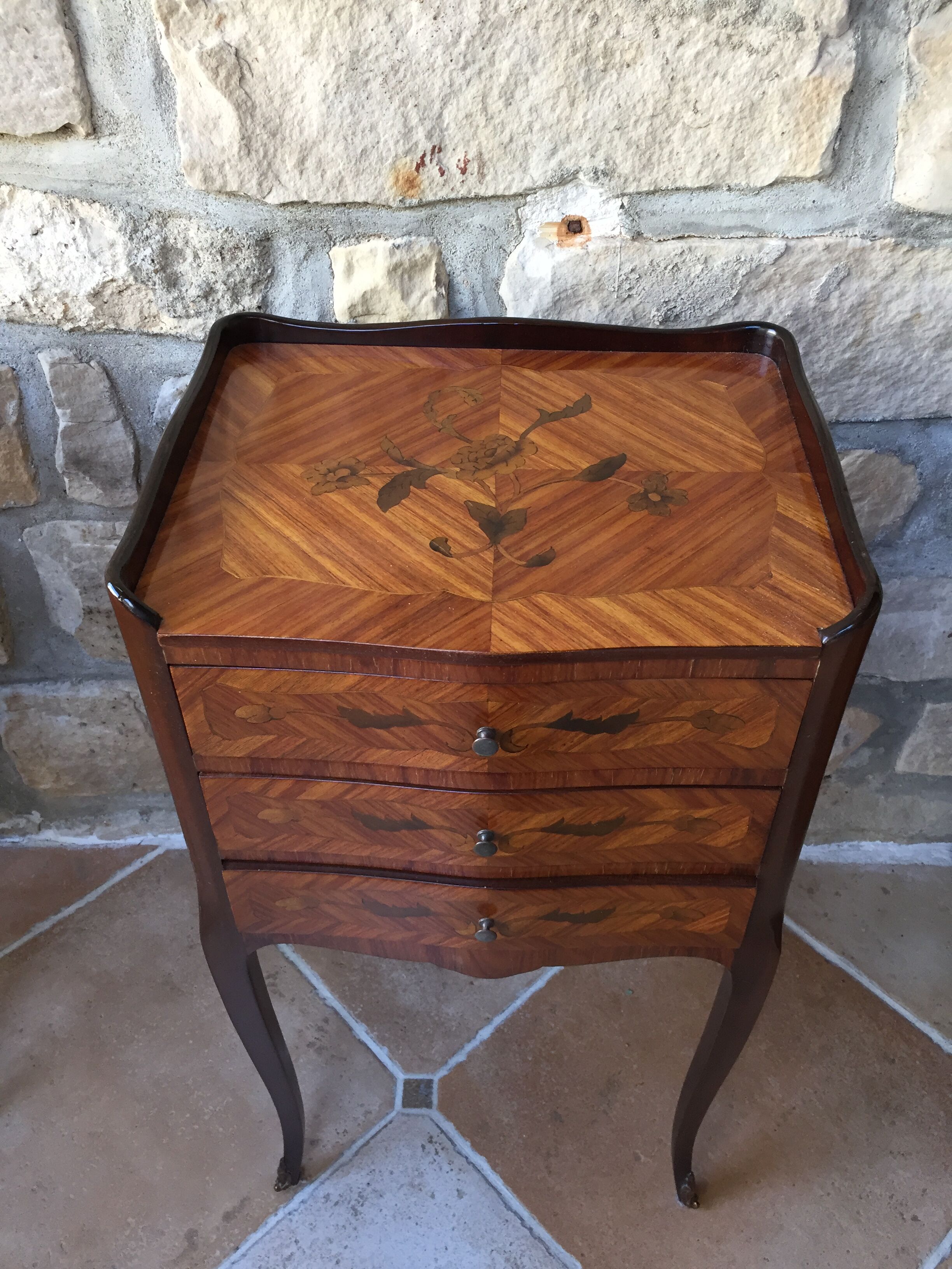 Pair of inlaid nightstands