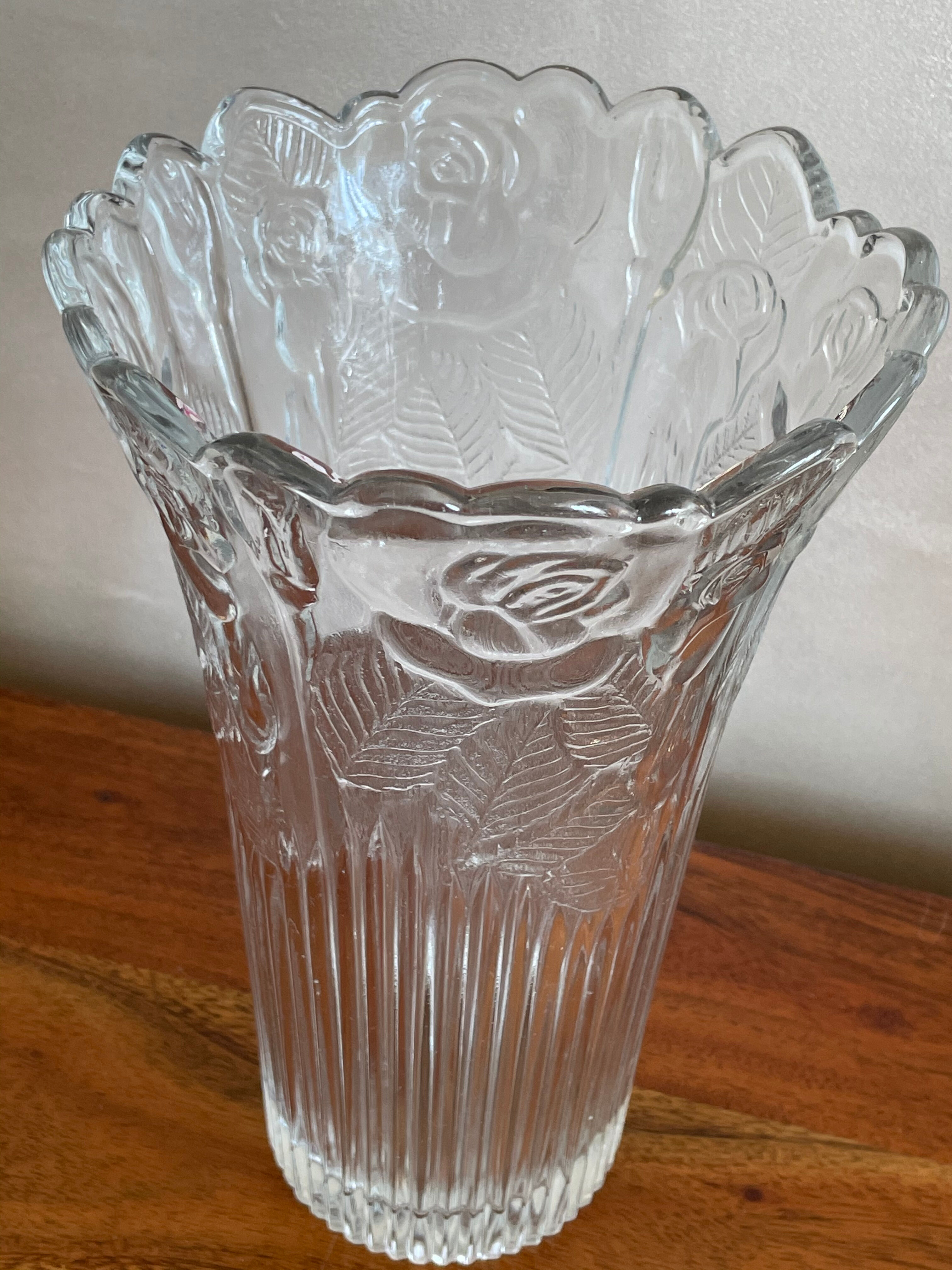 Cast glass vase Borgonovo Italy pink decoration