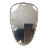 Asymmetrical free-form mirror from the 60s-70s