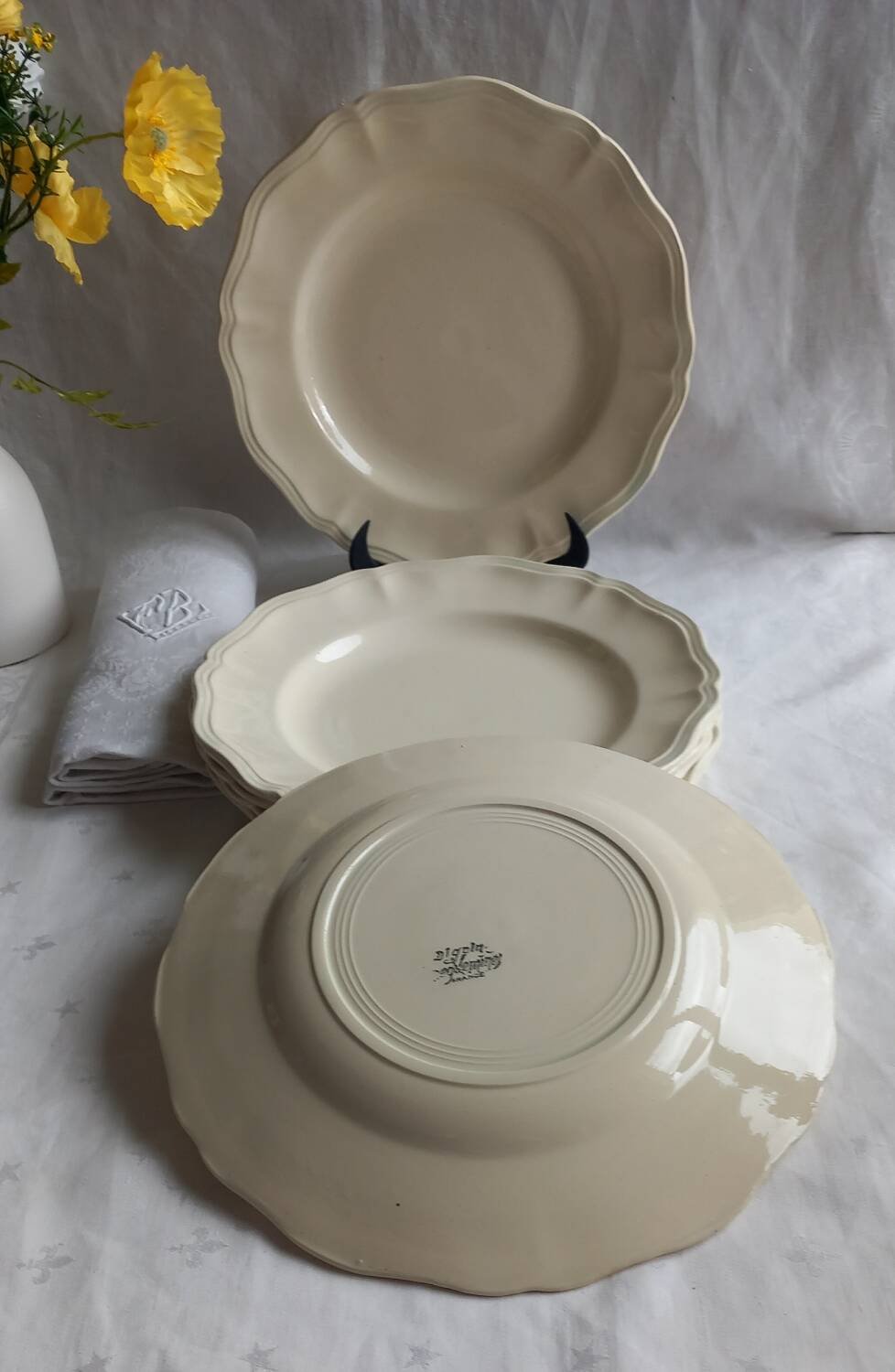 🌿 6 antique Sarreguemines ivory fretwork plates