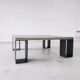 Table basse minimaliste en béton ciré et acier massif 1m20x1m20