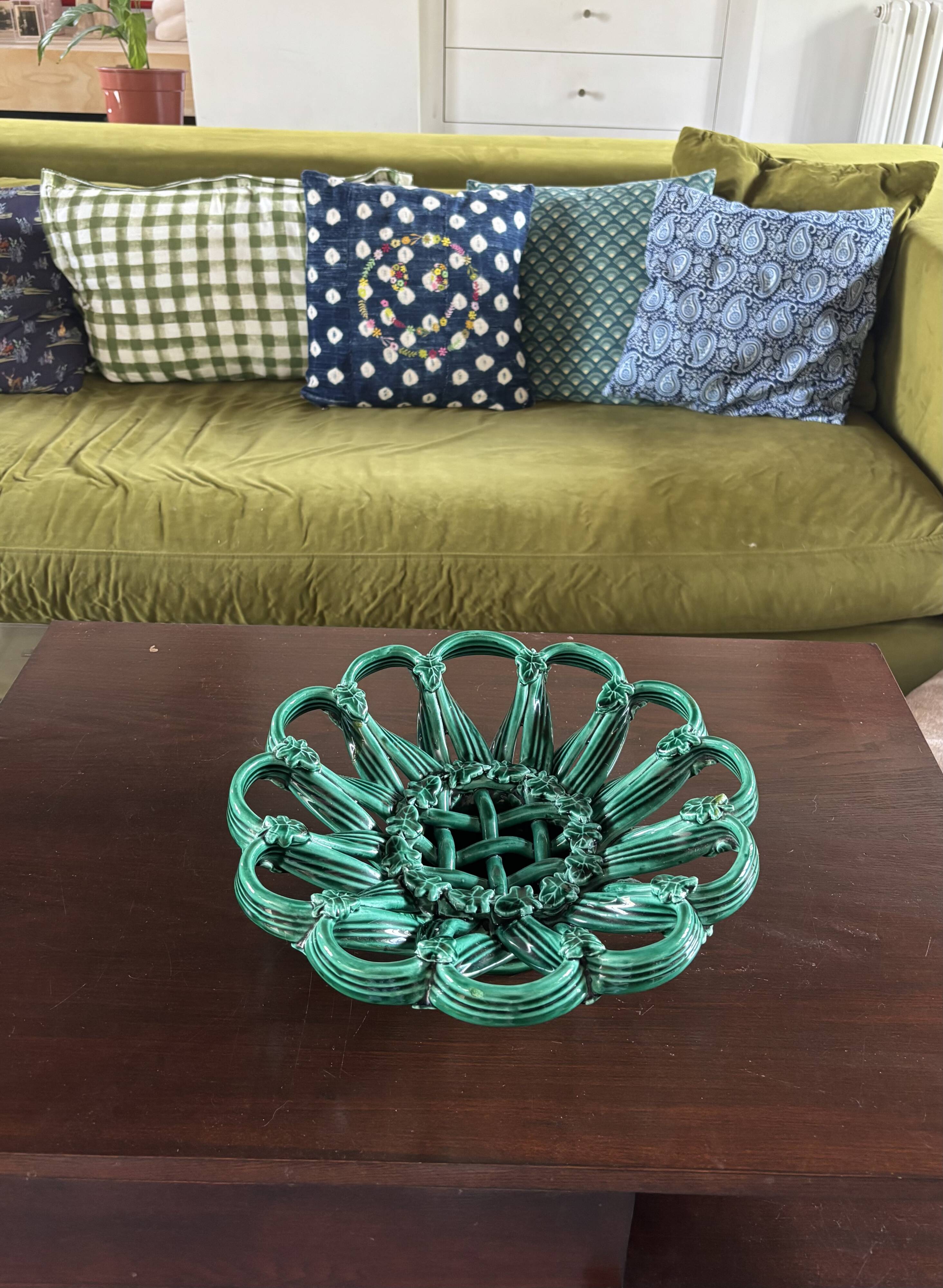 Vallauris fruit bowl