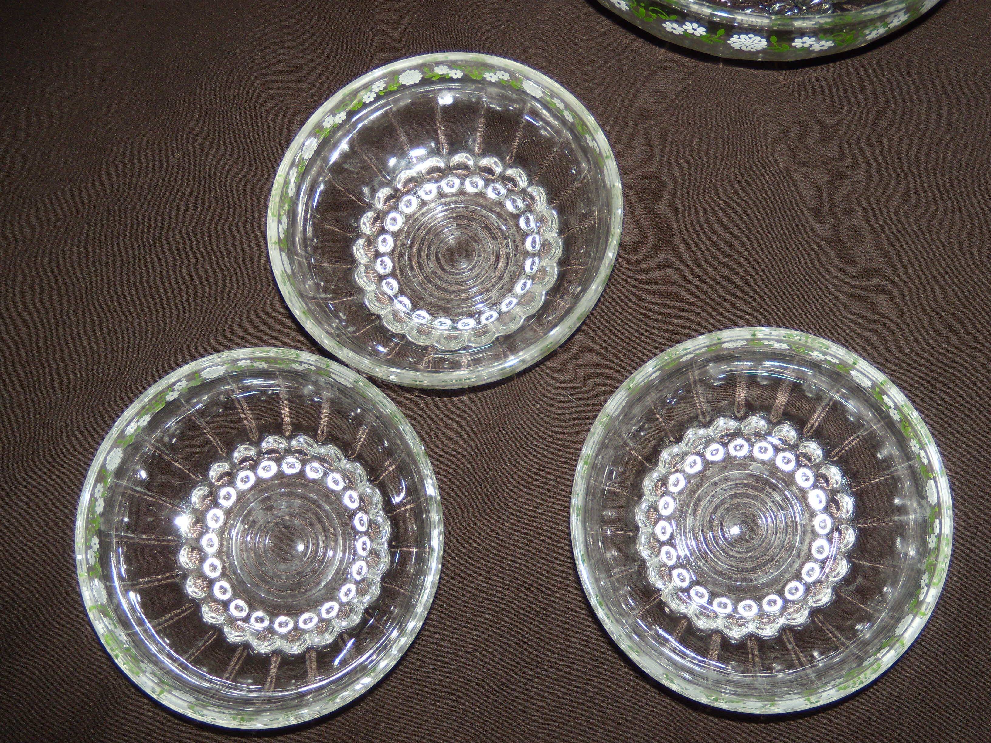 Set of 3 old glass bowls/cups decorated with small white flowers Materne rare
