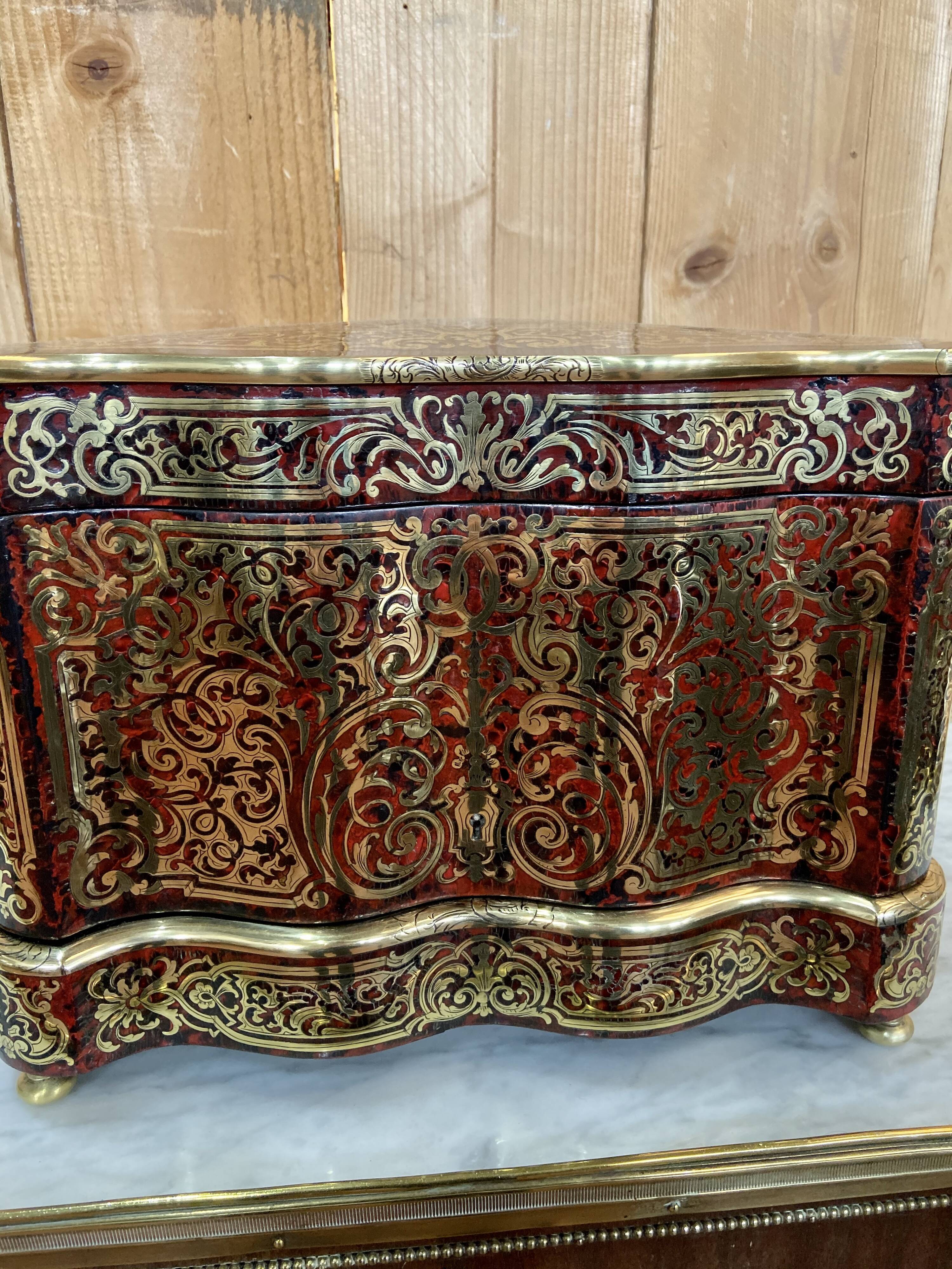 Cave to liqueur Napoleon III era