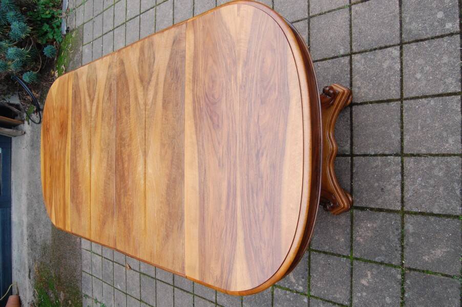 Napoleon III period walnut table from the late 19th century with extensions