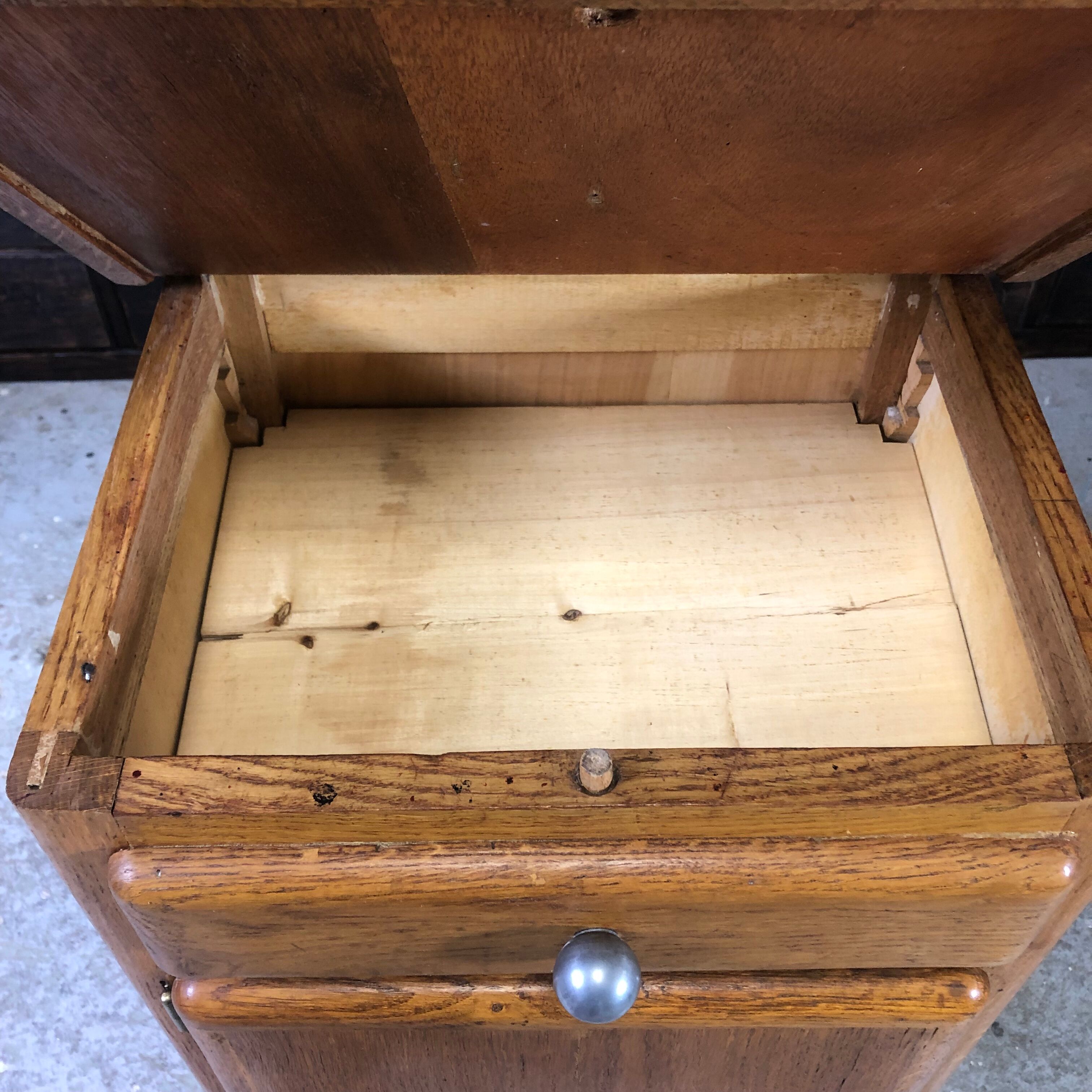 Small jam cabinet Mado, 50s/60s