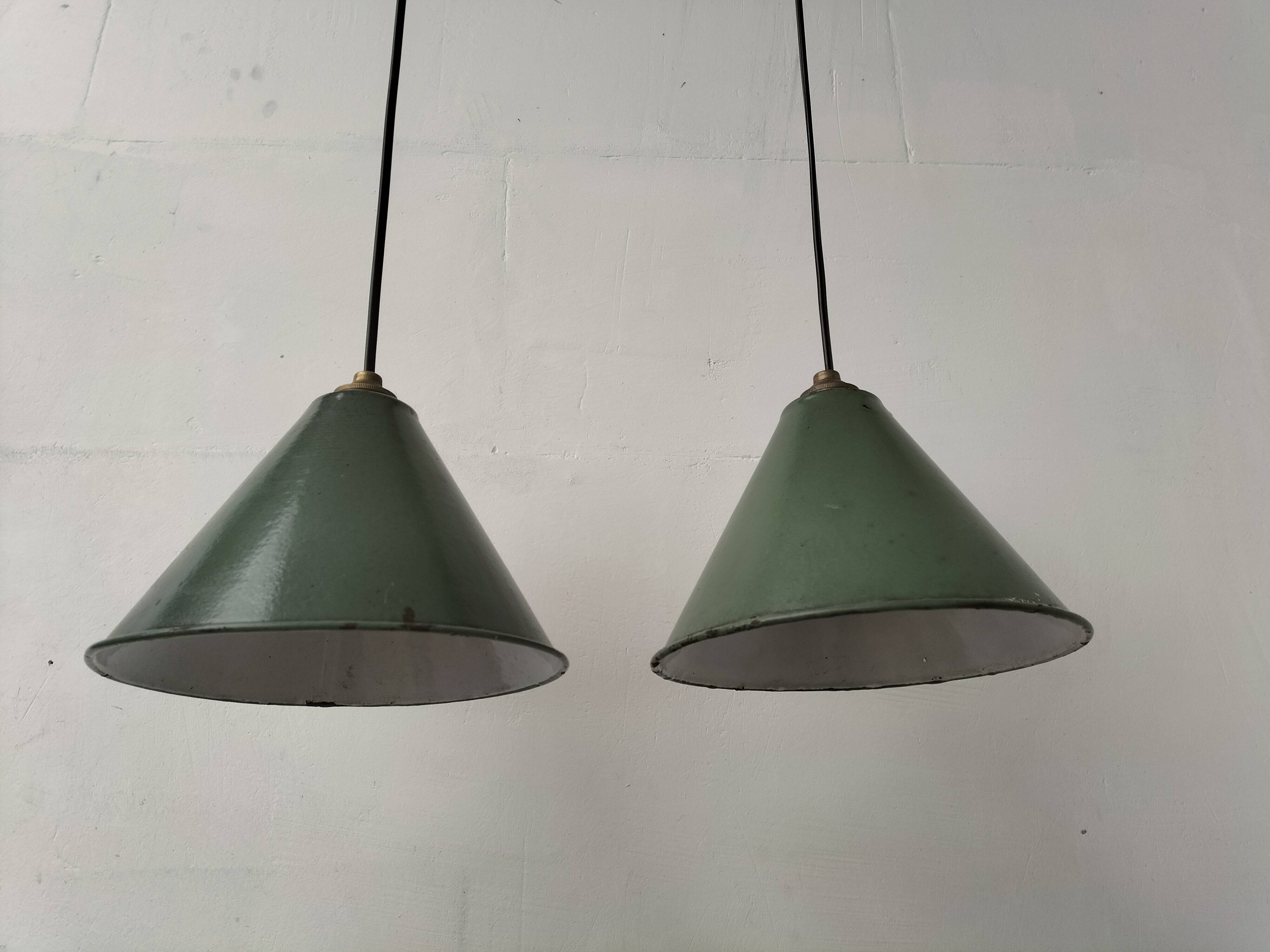 Enamelled sheet metal cone pendants