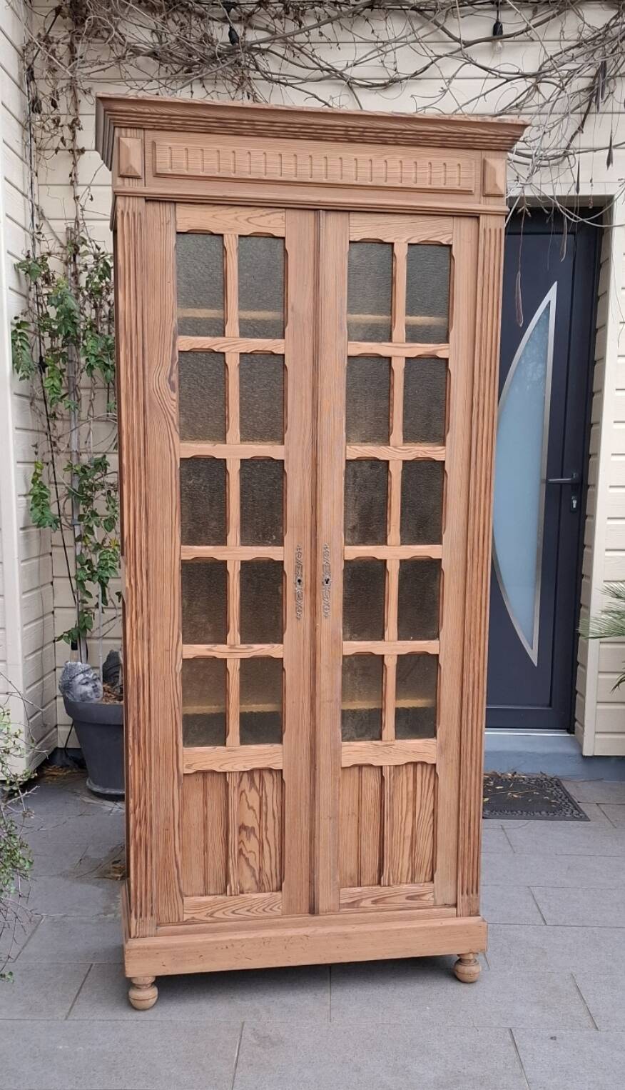 Armoire vitrée rénovée