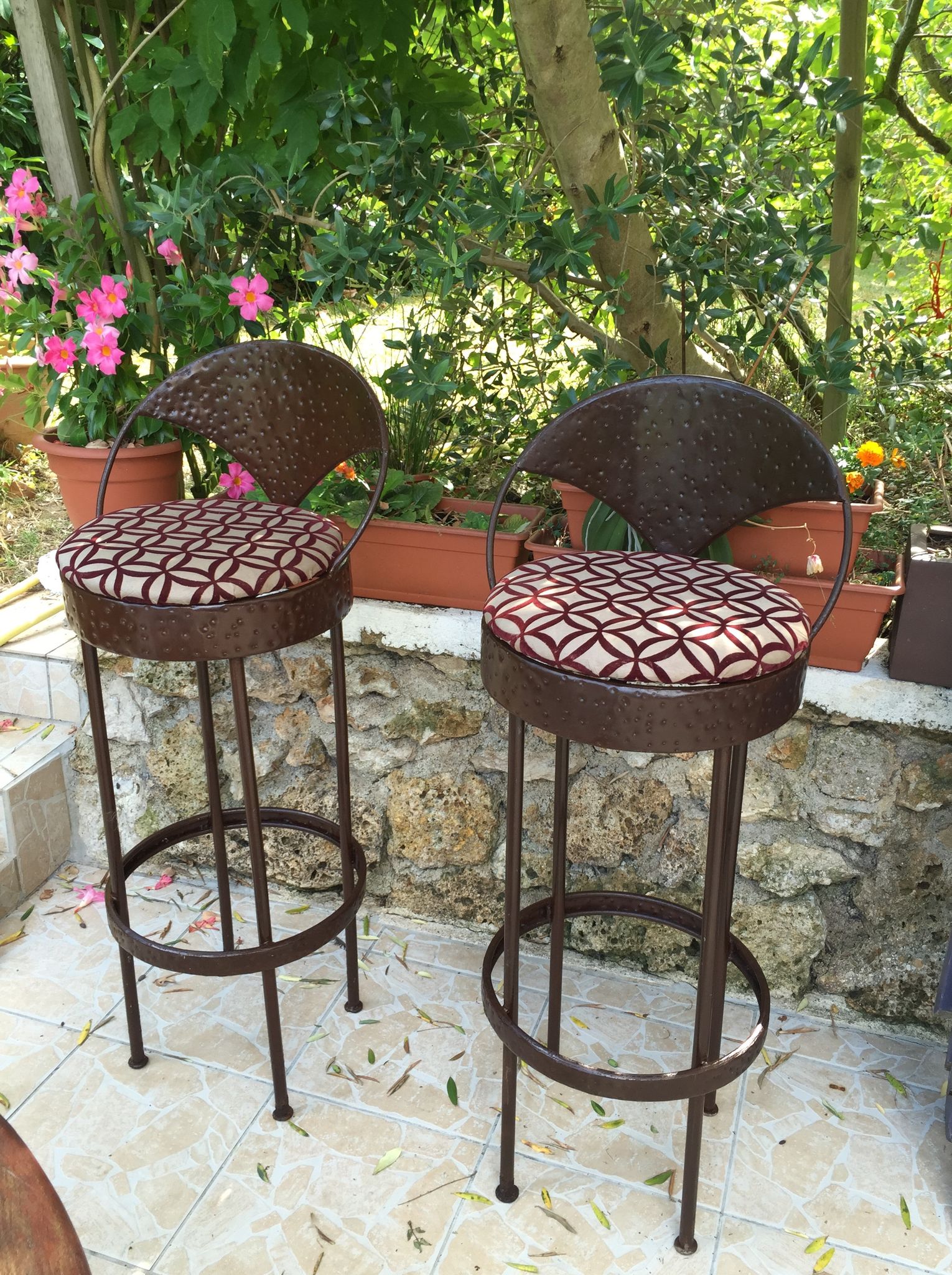 Paire de tabourets de bar anciens