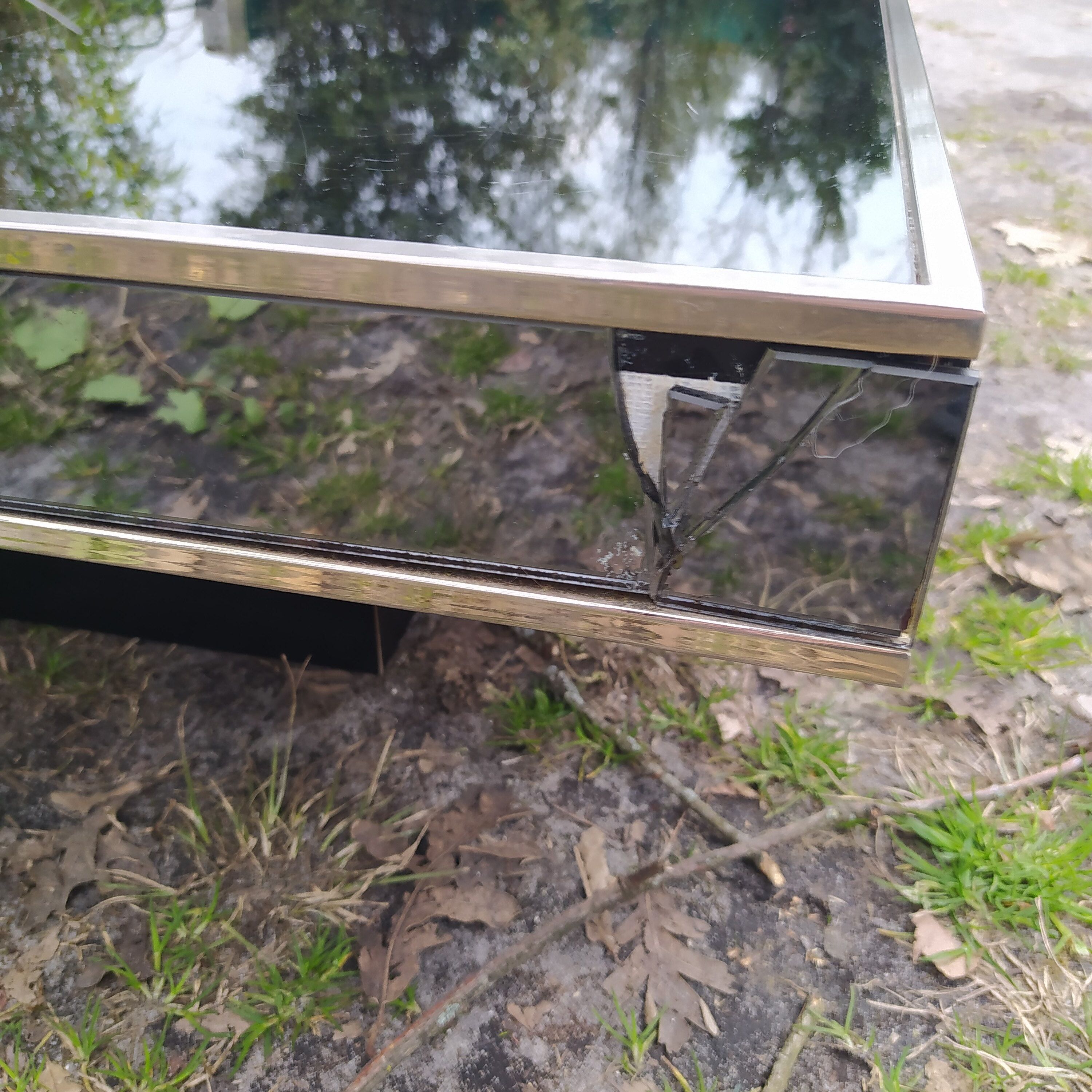 Coffee table italy 1970