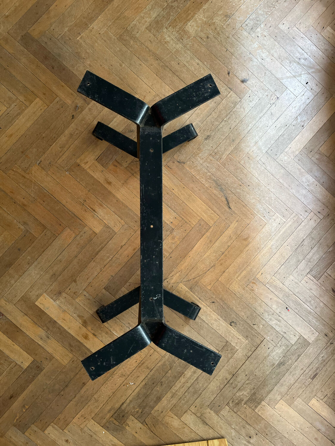 Table Charlotte Perriand