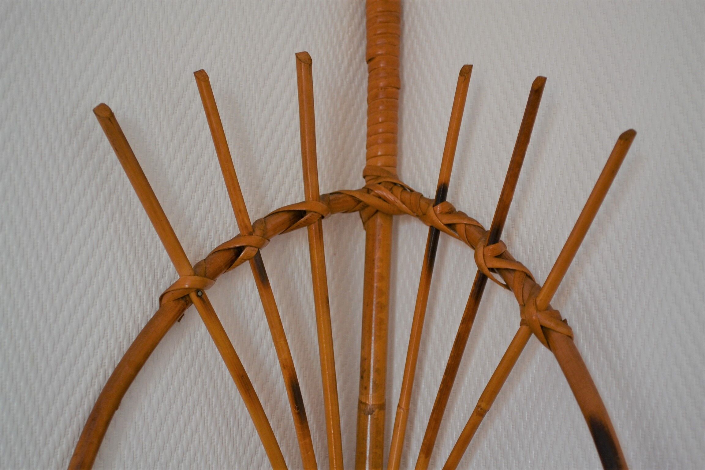 Rattan angle shelf vintage 70s