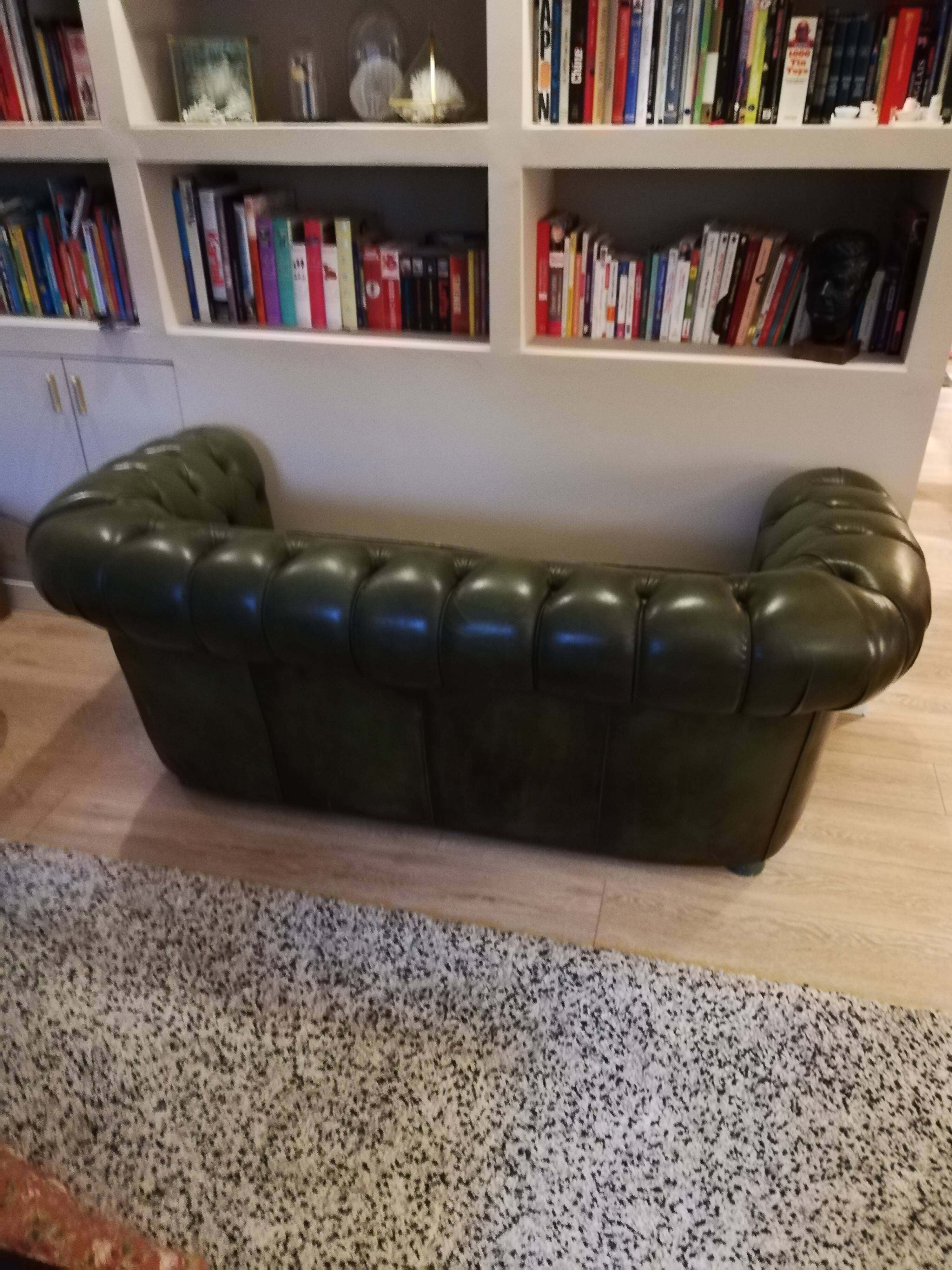 2-seater Chesterfield Sofa