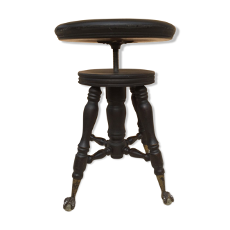 Piano stool