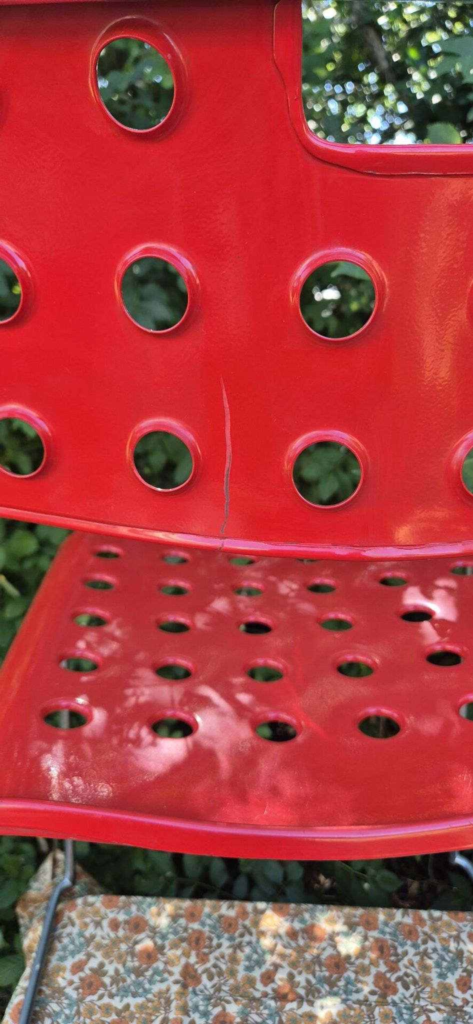 Omstak chair by Rodney Kinsman, vintage red metal.