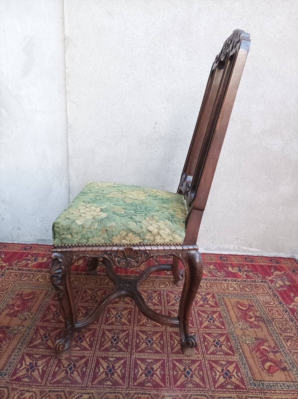 Louis XV chair in walnut, 19th century