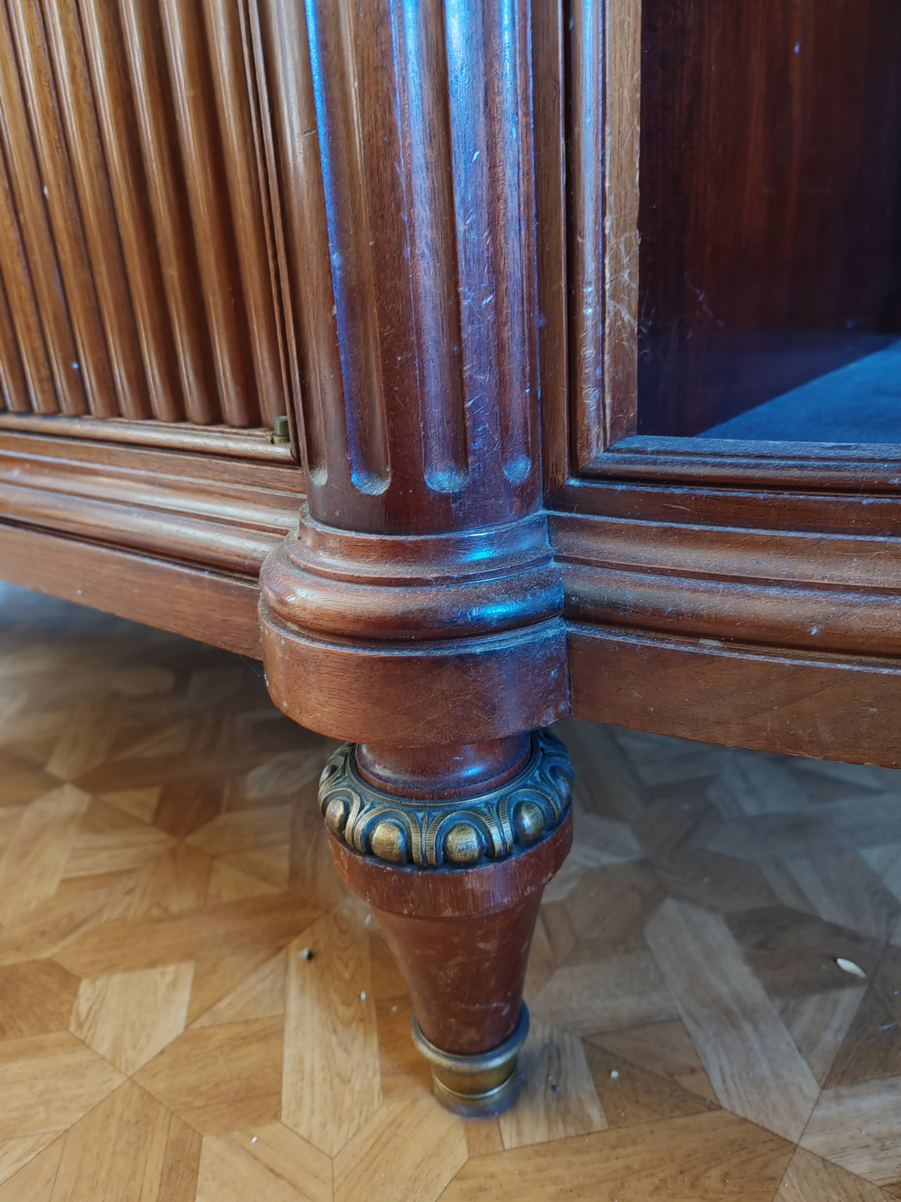 Louis XVI buffet style