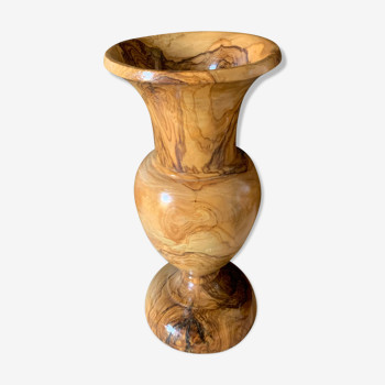 Vase en bois