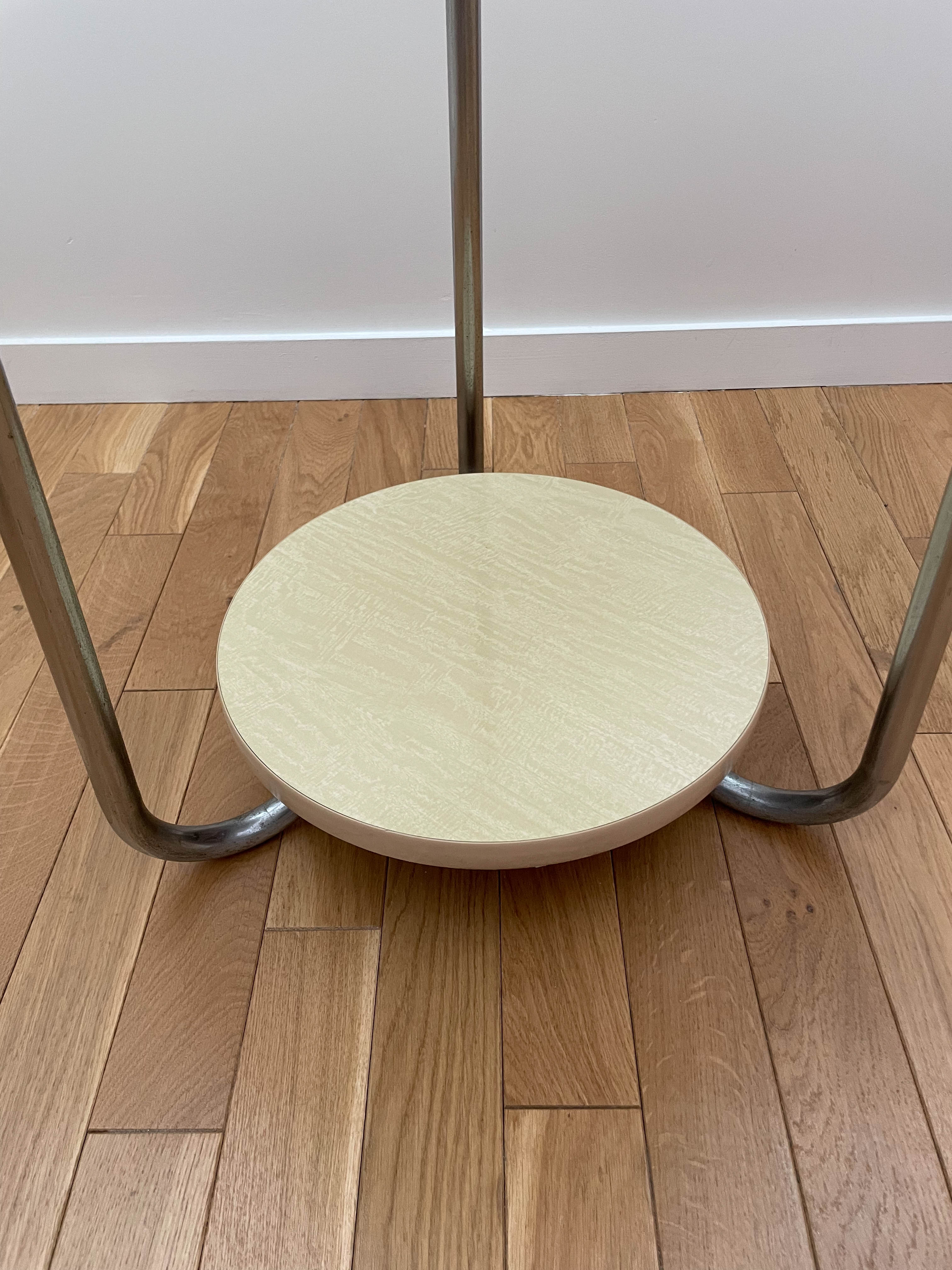 Formica pedestal table