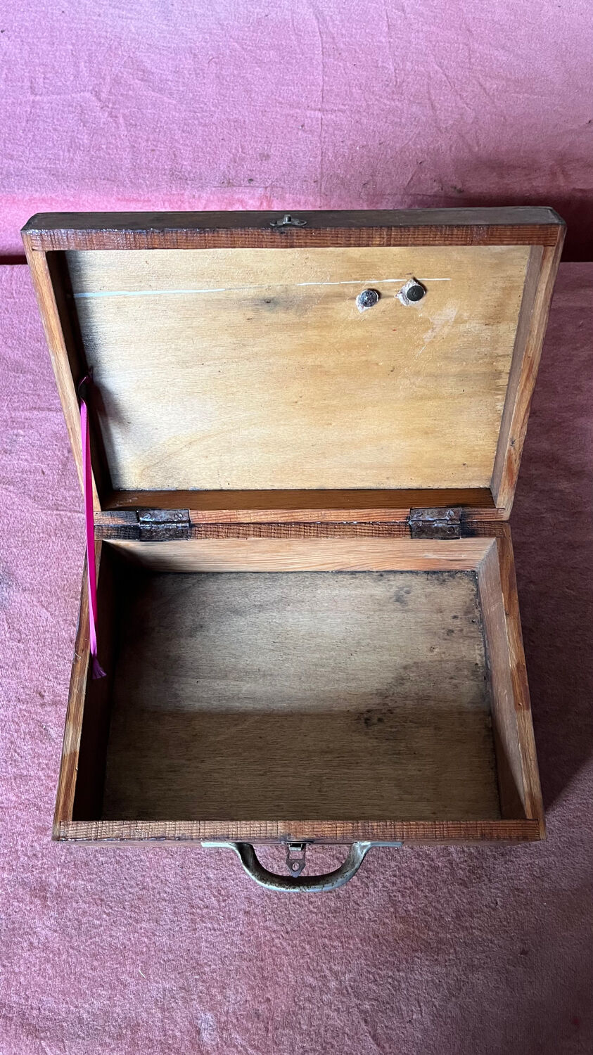 Boîte à bijoux en bois vintage