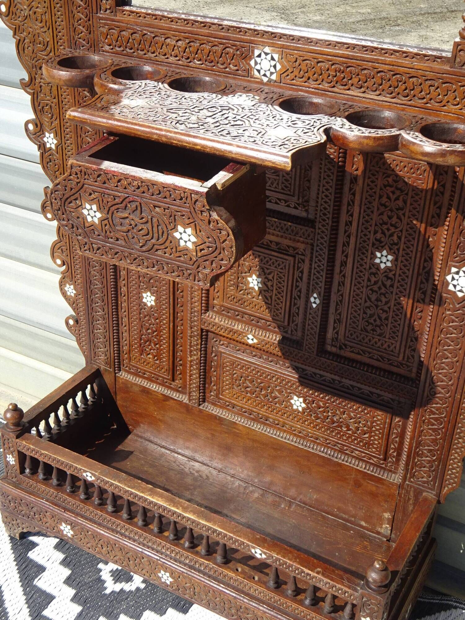 Old Syrian entrance furniture