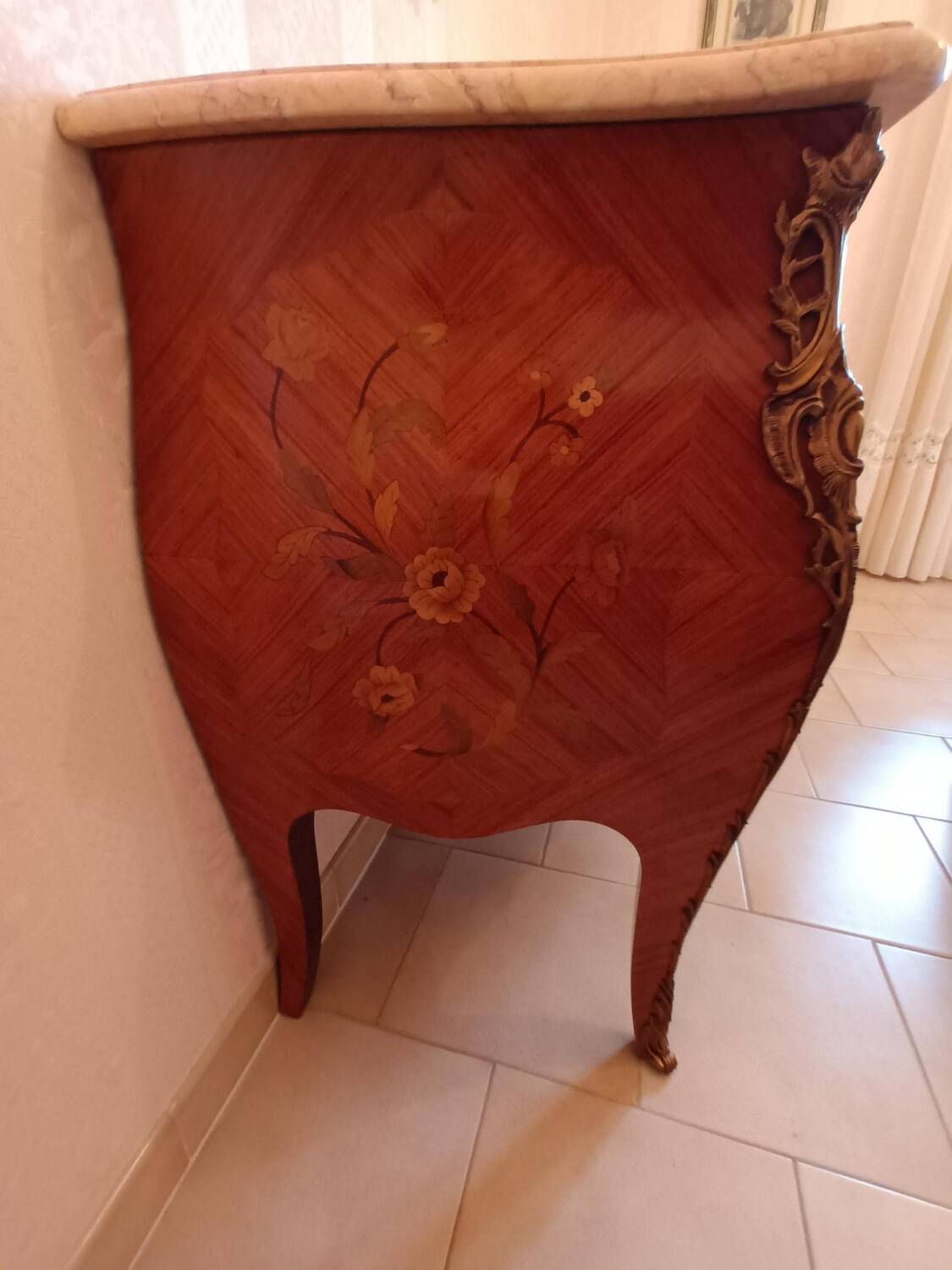 Louis XV style chest of drawers