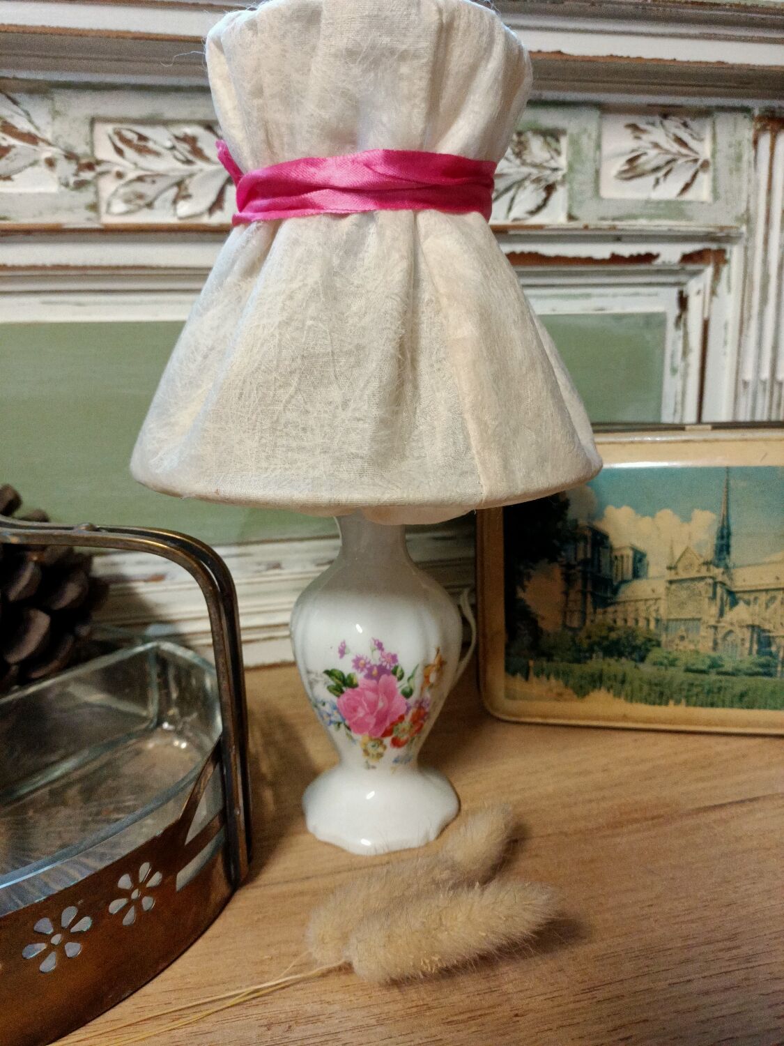 Porcelain bedside lamp