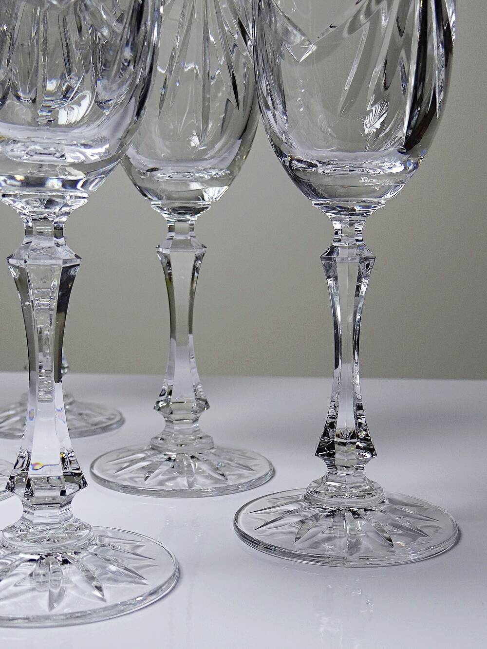 Set of 6 hand-cut Lorraine crystal champagne flutes