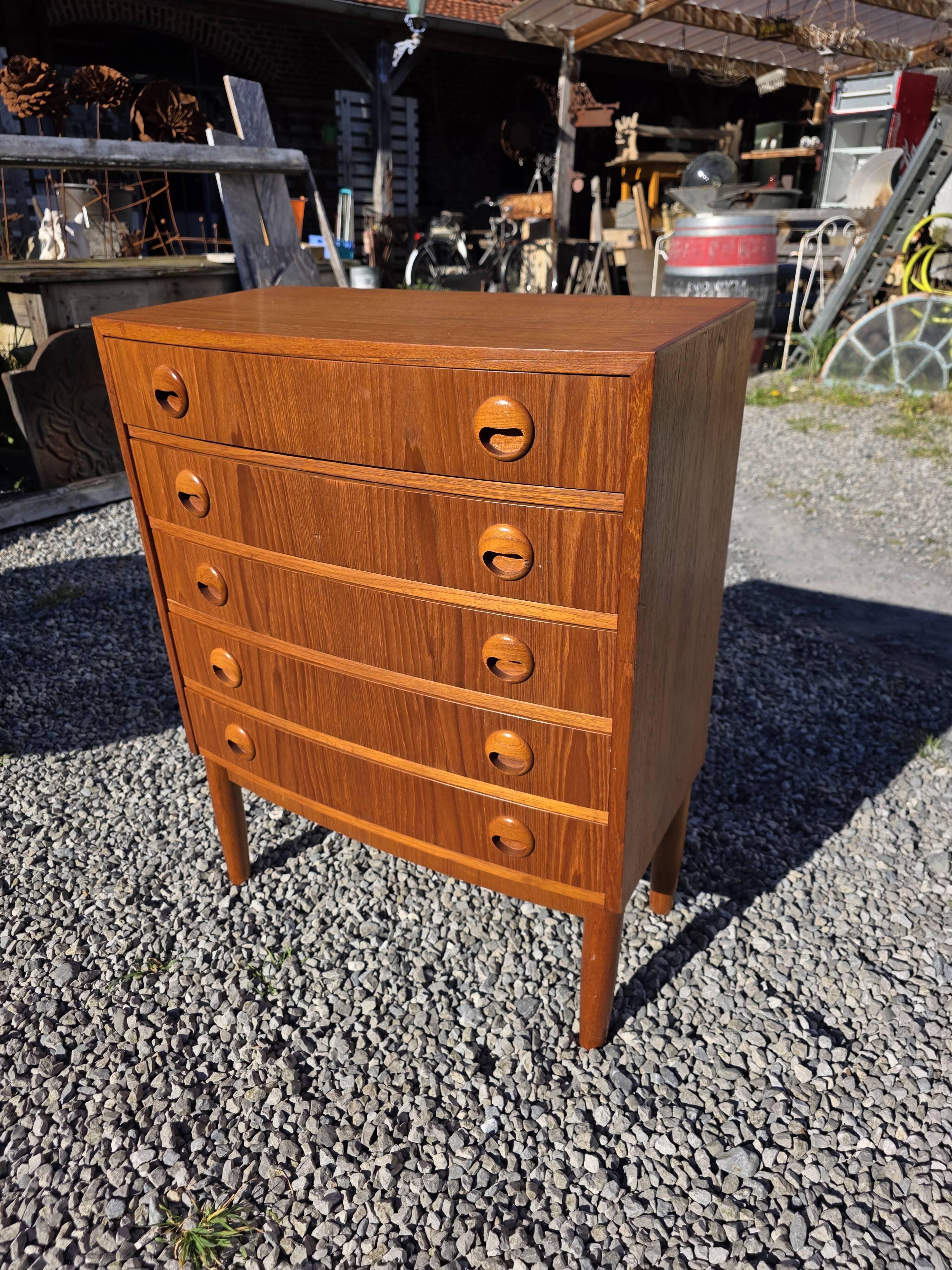 Scandinavian curved teak commode, Kai Kristiansen, 1960