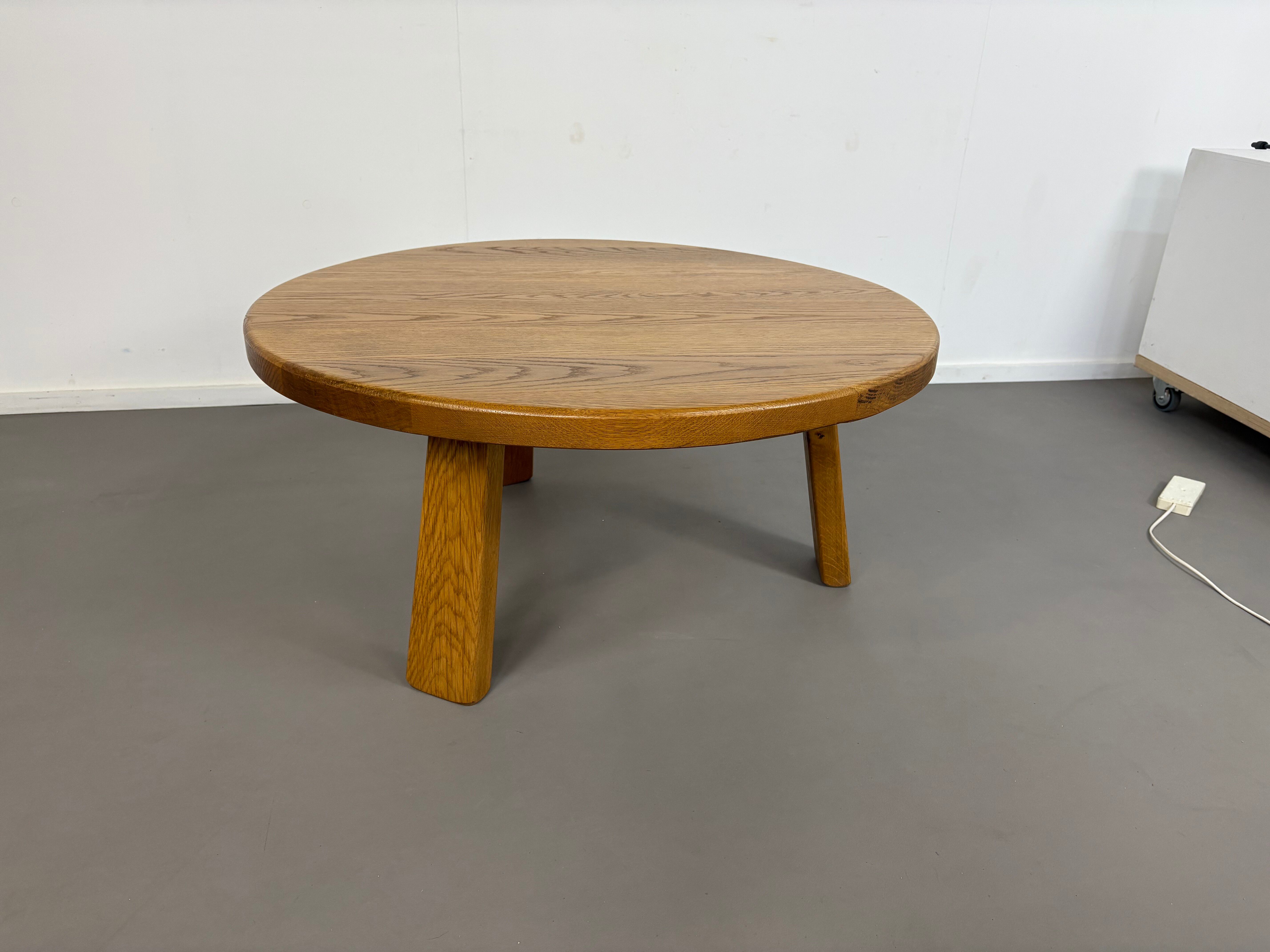 Round Oak Brutalist Round Coffee Table