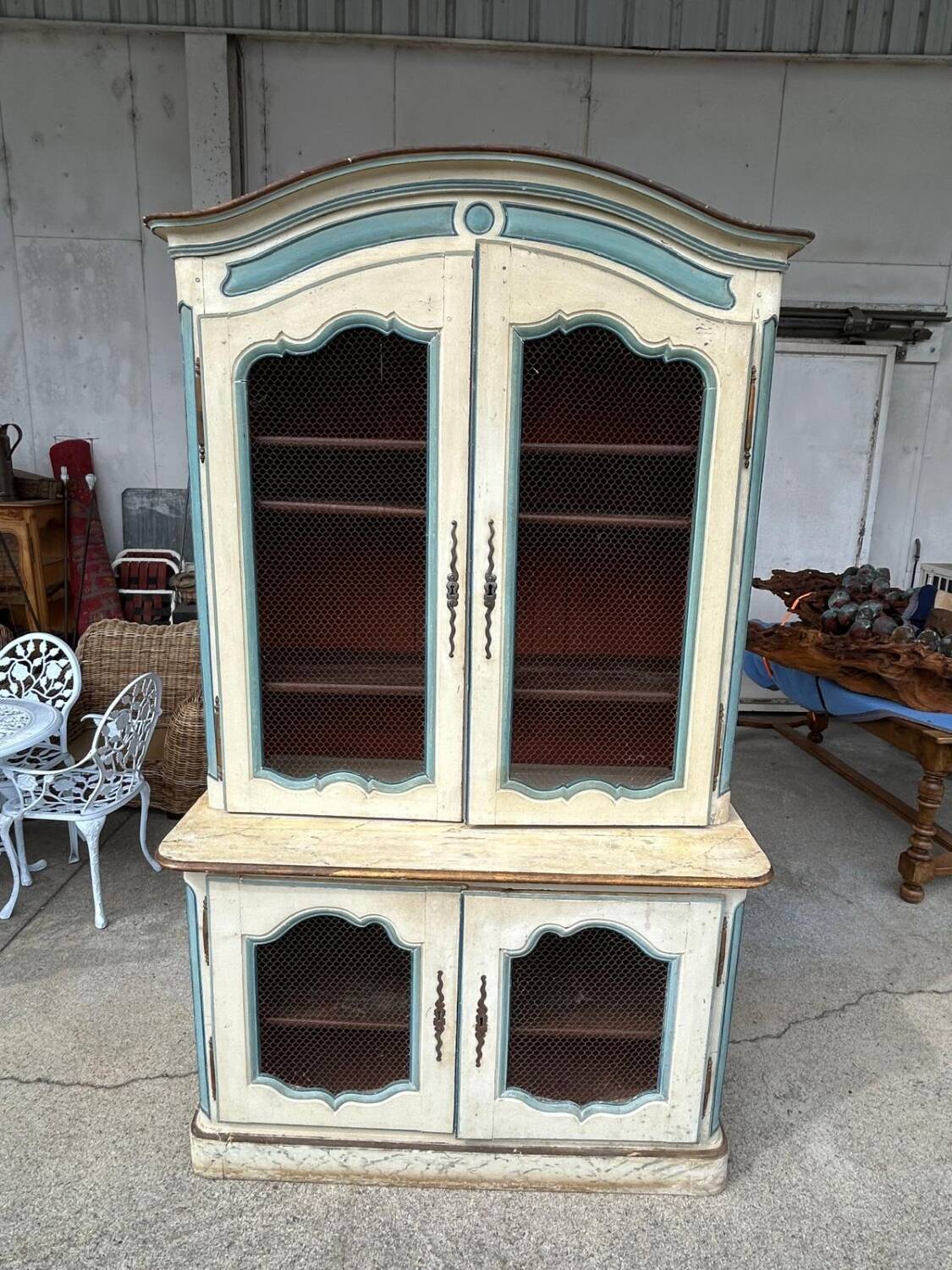 Two Body Buffet On Louis XIV Plinths In Lacquered Oak 18th Century