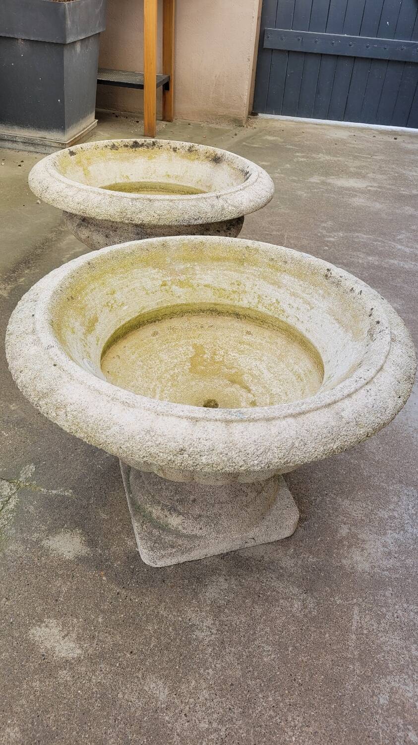 Pair of medicis vases in old reconstituted stone 1950s