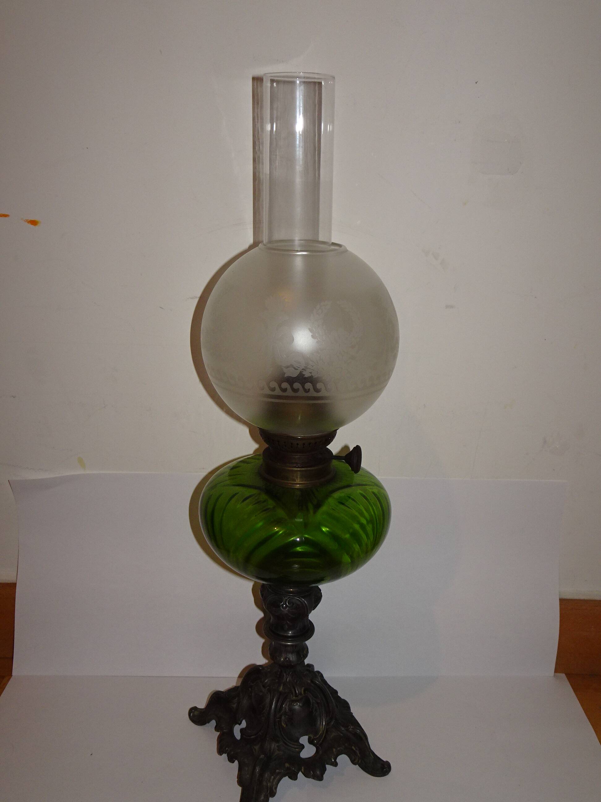 Oil lamp